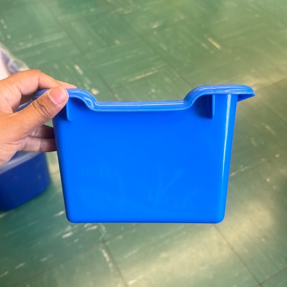 Small Classroom bin heavy duty - Picture 1 of 2
